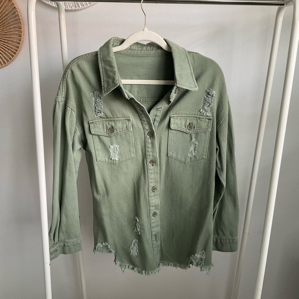 Green Distressed Button-Up Shacket - Picture 4 of 4